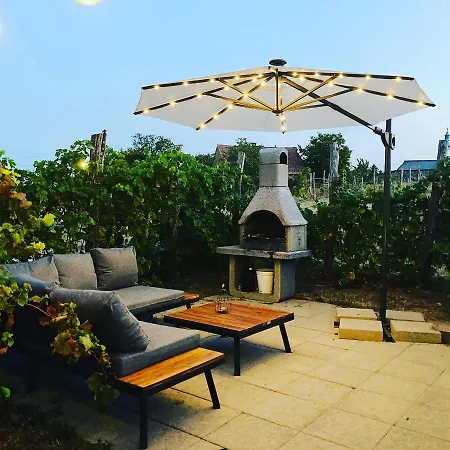 Edenkert Vendeghazak Πανσιόν