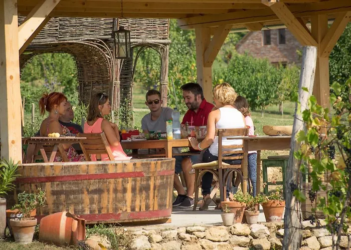 Pensjonat Edenkert Vendeghazak Pécsvárad